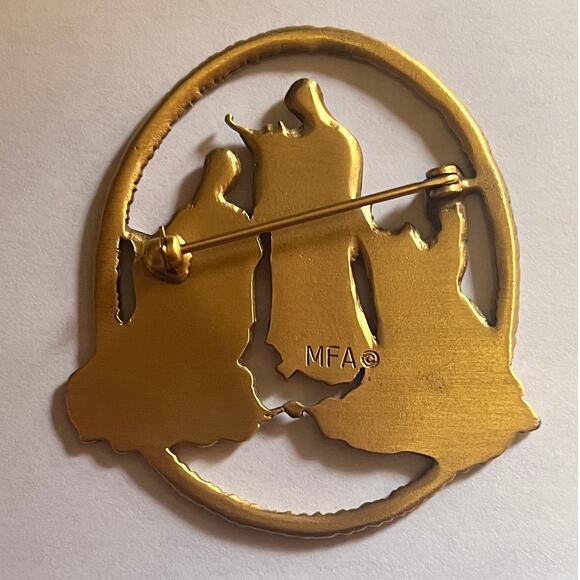 Vintage MFA Museum of Fine Arts Medieval Maidens Playing Music Brooch/Pin - Picture 2 of 8